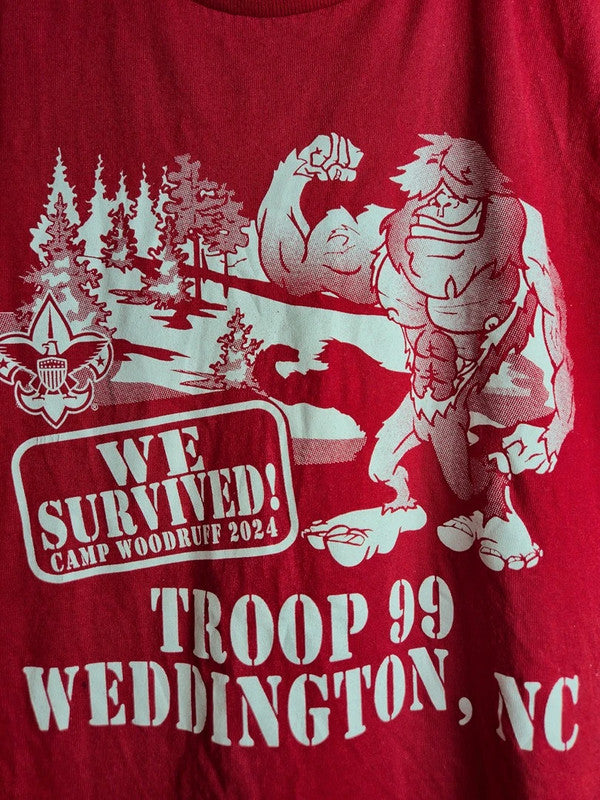 T-shirt rouge graphique Troop 99 Camp Woodruff 2024 Scout Taille M
