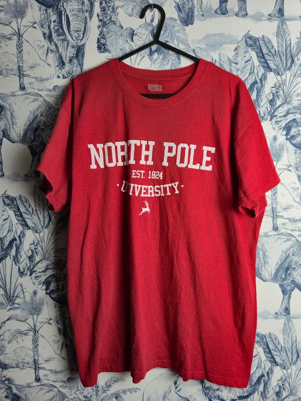 T-shirt Brisco Brands North Pole University Rouge Taille L
