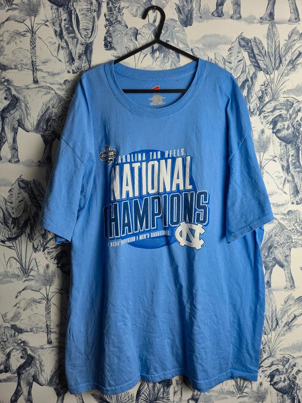T-shirt Hanes Ncaa Carolina Tar Heels National Champions 2017 Bleu Xl Sport