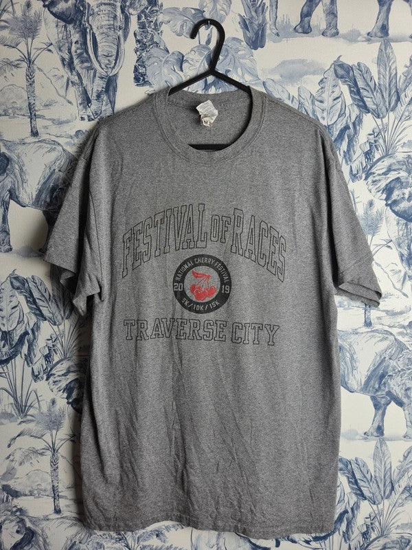 T-shirt Gildan Gris National Cherry Festival 2019 Sport Vintage Taille M